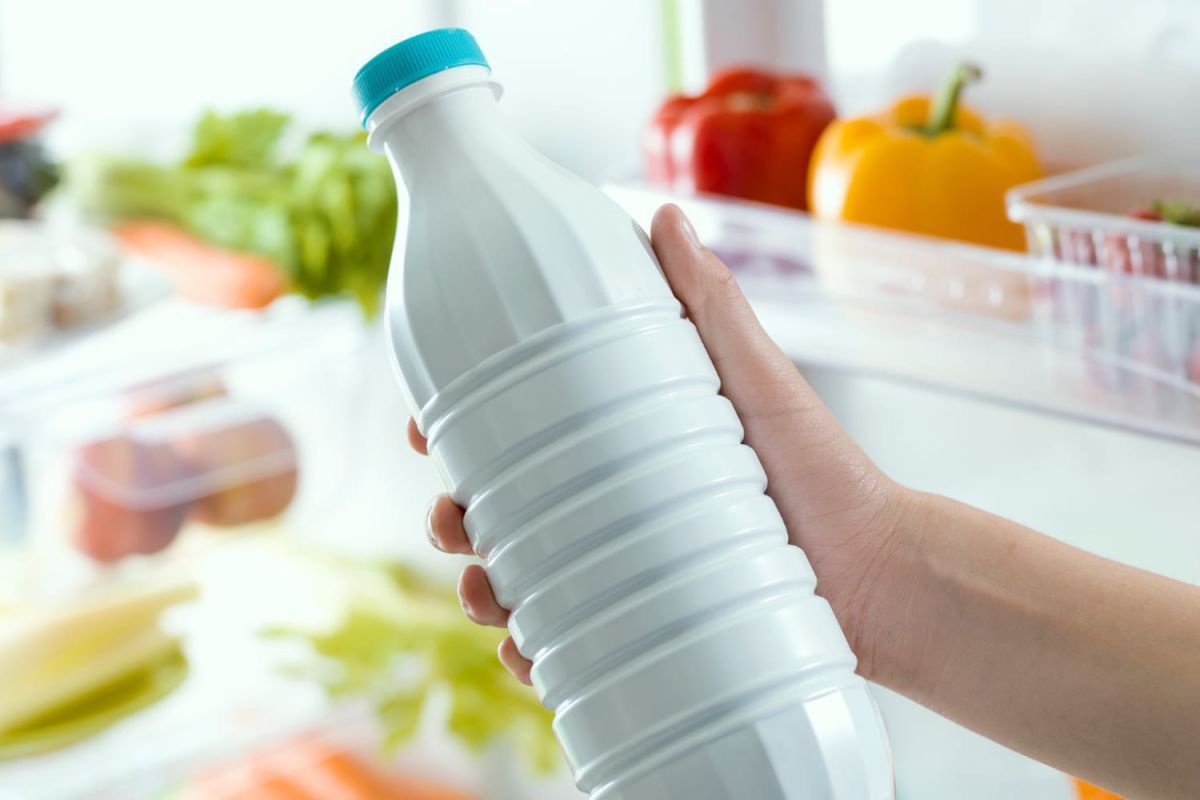 Le lait périmé : faut-il vraiment le jeter ?