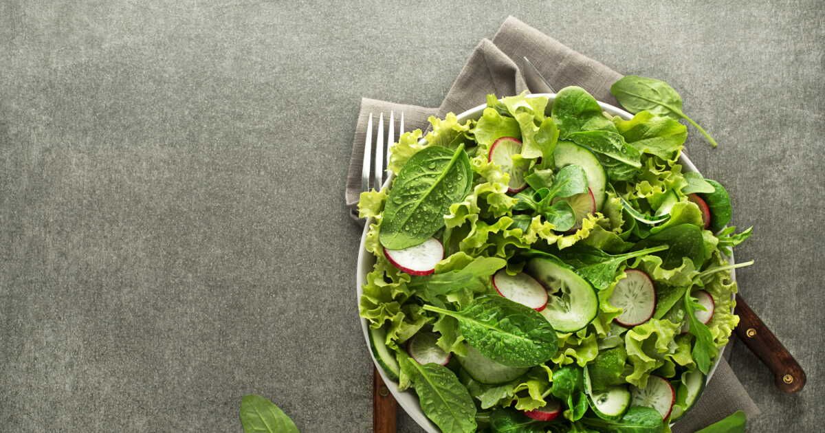 plongez dans la tendance de la green goddess salad cet été