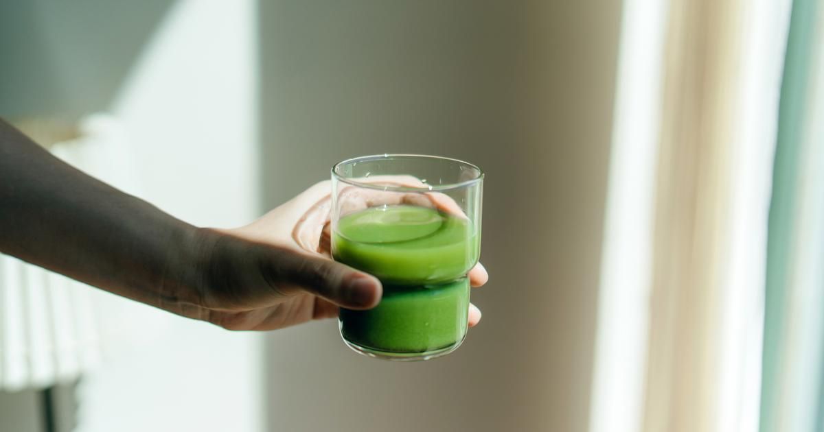 Les vérités cachées du jus de céleri : bénéfices réels pour la peau et la ligne