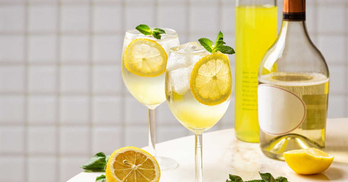 Découvrez le spritz glacé au citron, le cocktail qui fait sensation cet été