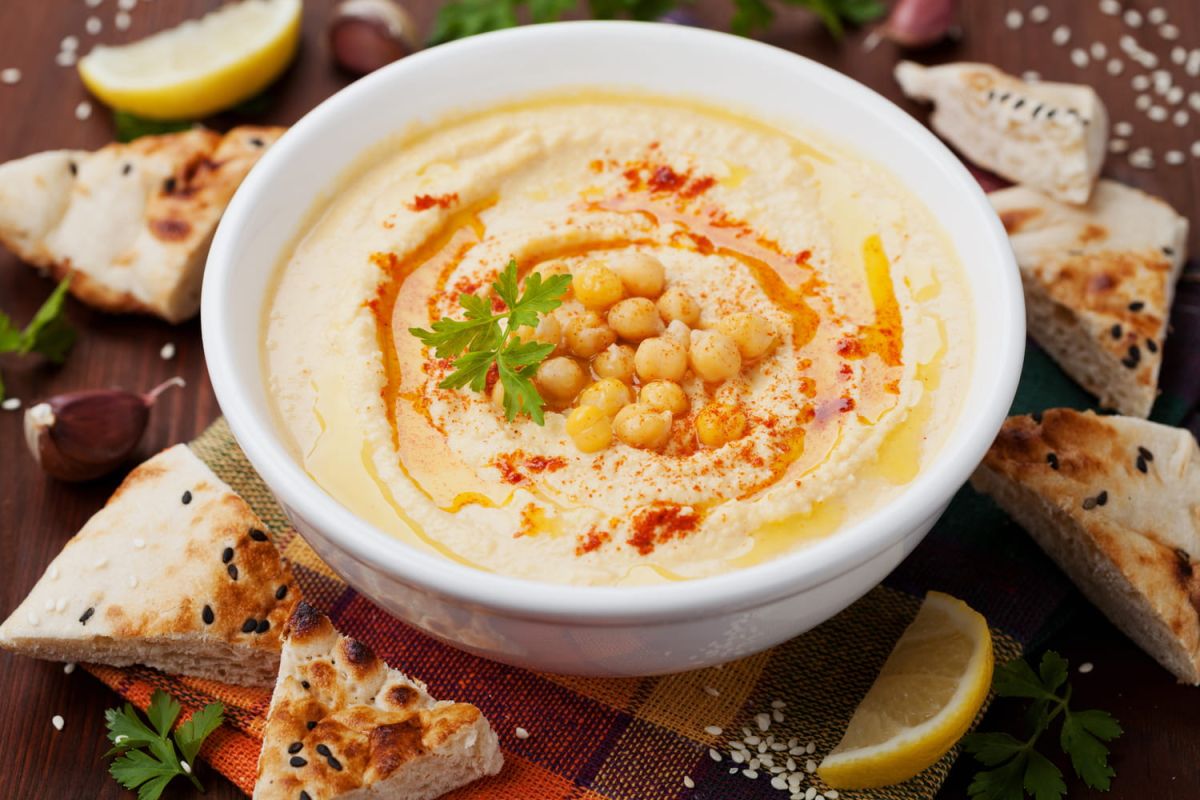 Le secret d'un houmous maison crémeux dévoilé par un chef étoilé