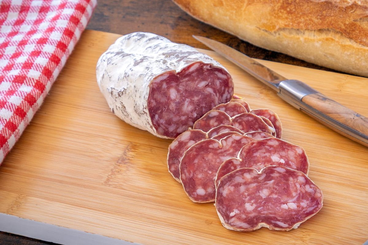 Un apéritif léger : la charcuterie qui allie plaisir et santé
