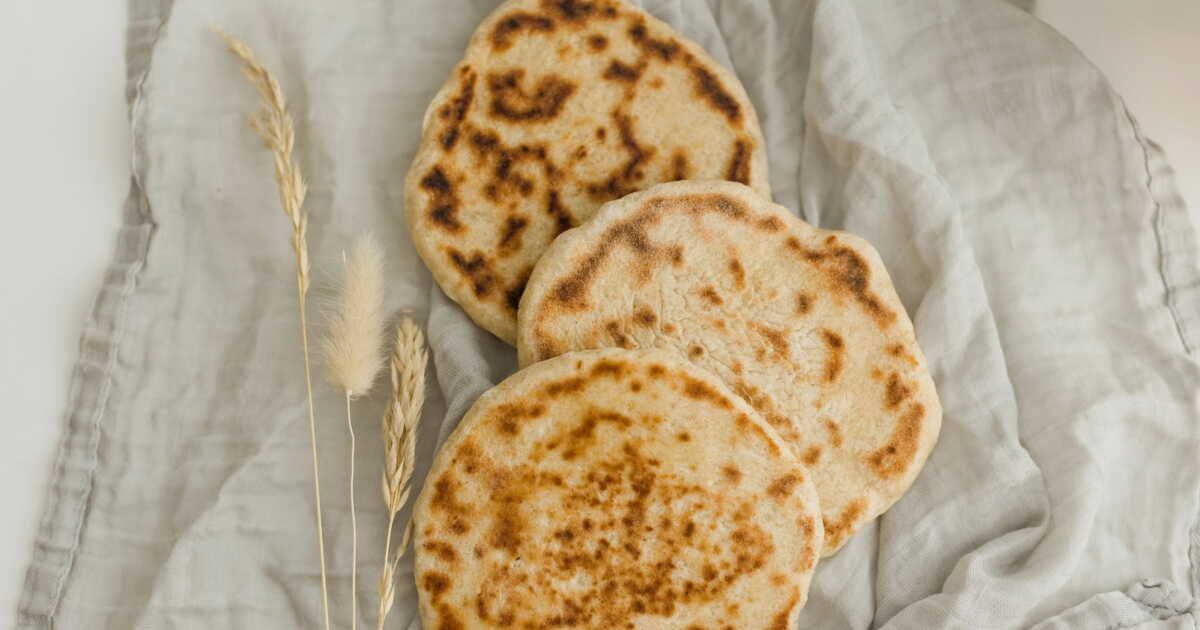 Savourez le batbout, le pain marocain incontournable à préparer chez soi