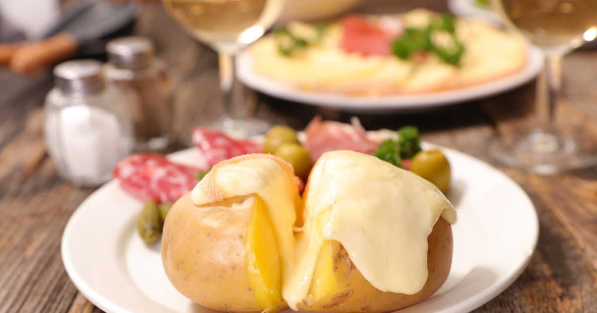 Peut-on consommer du fromage à raclette périmé ?