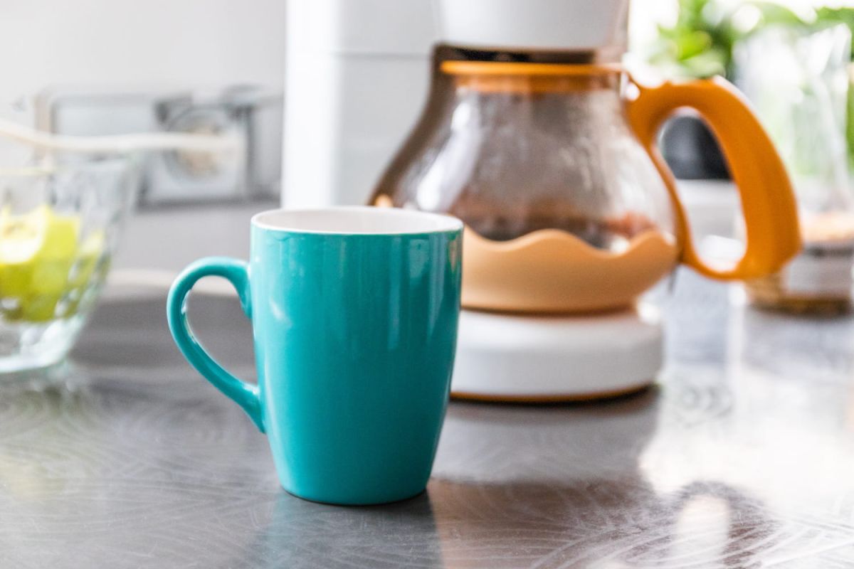 les secrets d'un café toujours chaud : oubliez le micro-ondes